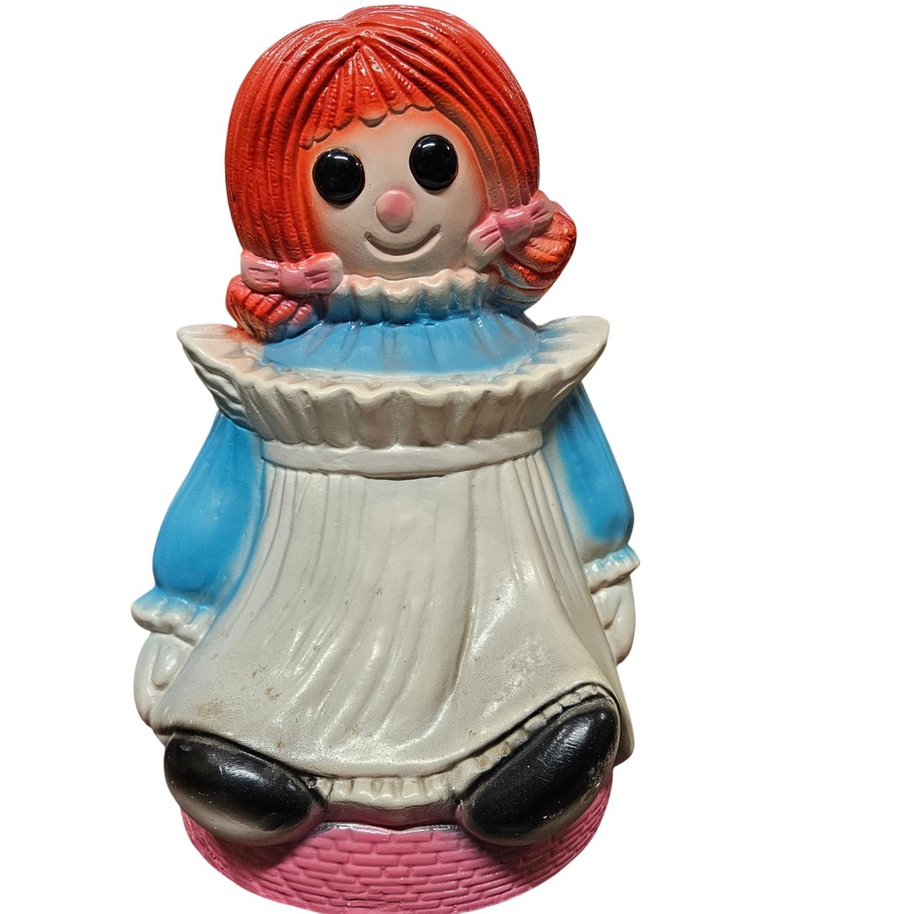 Vintage Raggedy Ann Chalkware Coin Bank